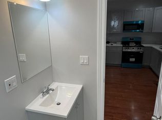 10024 S Avenue M #2, Chicago, IL 60617