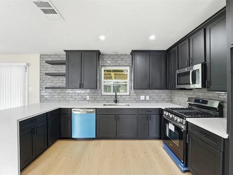 8931 Blankenship Dr — Photo 7