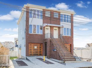 176 Cedar Ave, Staten Island, NY 10305