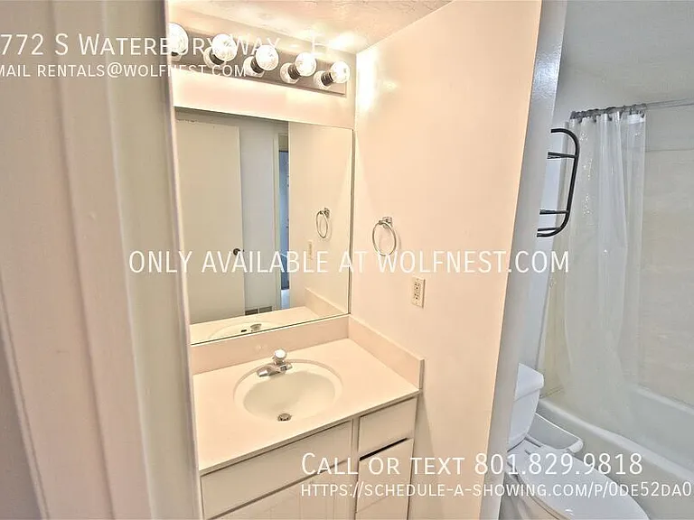 5772 S Waterbury Way #E — Photo 17