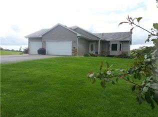 860 527th Cir, Stanchfield, MN 55080