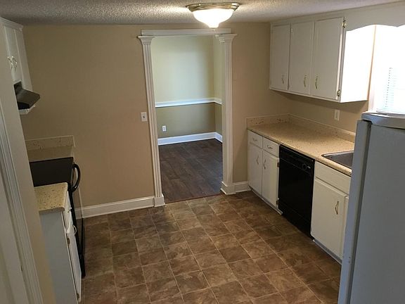 Kitchen- other view