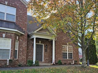 322 Rowlette Cir, Murfreesboro, TN 37127