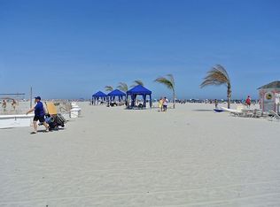 217 E Raleigh Ave, Wildwood Crest, NJ 08260