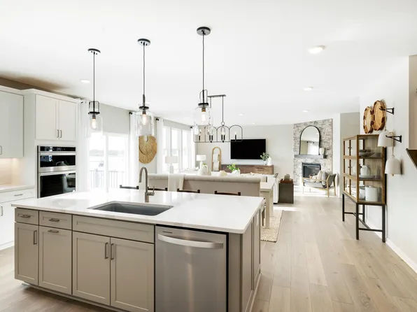 10355 Northwood Ln, Rogers, MN 55374