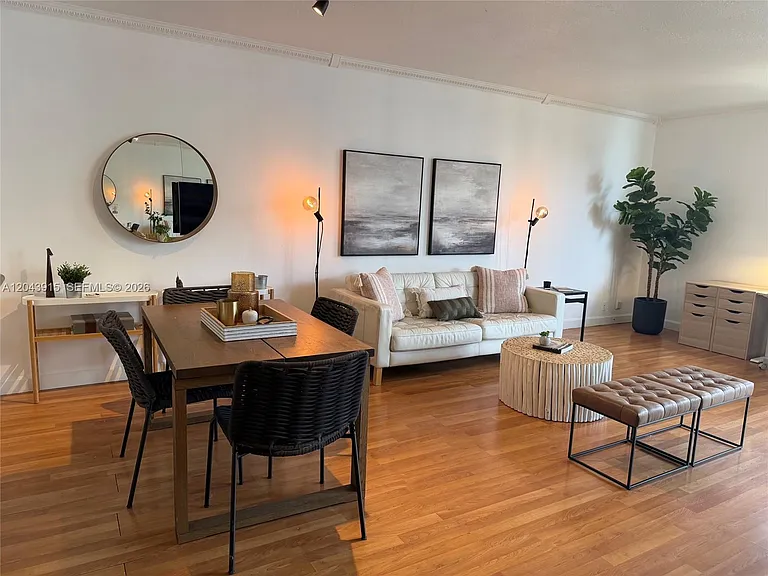 520 Brickell Key Dr #A1412 — Photo 2