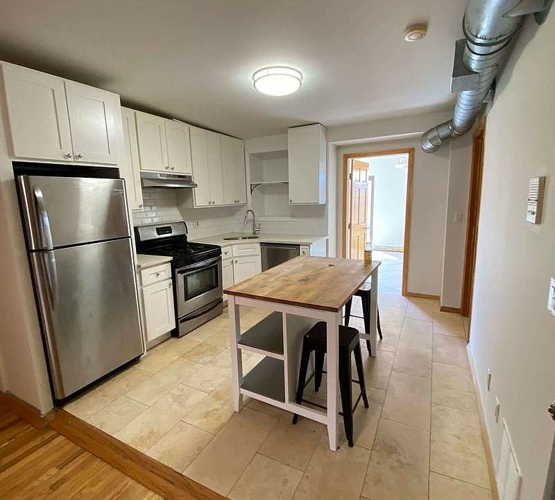 1st image of 30 Woodhull St APT 3