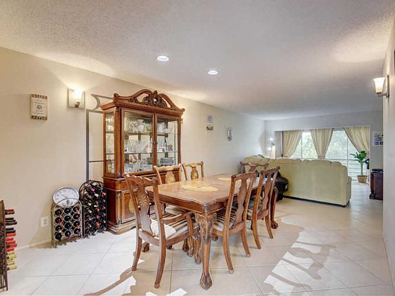 3rd image of 2740 SW 22nd Ave APT 1606