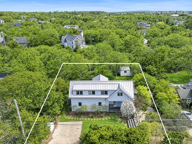 43 Beach Ave — Photo 22