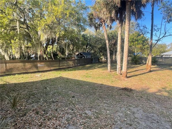 4020 E Sunflower Cir, Labelle, FL 33935