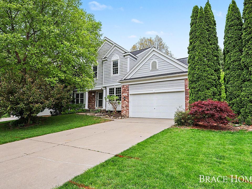 1st image of 4570 Gascony Dr SE