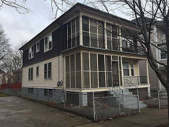 2nd image of 205-207 Sterling Ave