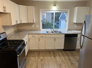 736 Stryker Ave, Saint Paul, MN 55107