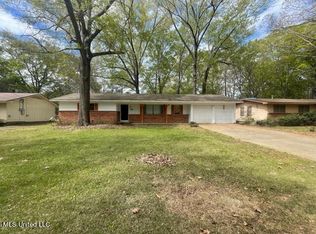 642 Daniel Cir, Jackson, MS 39212