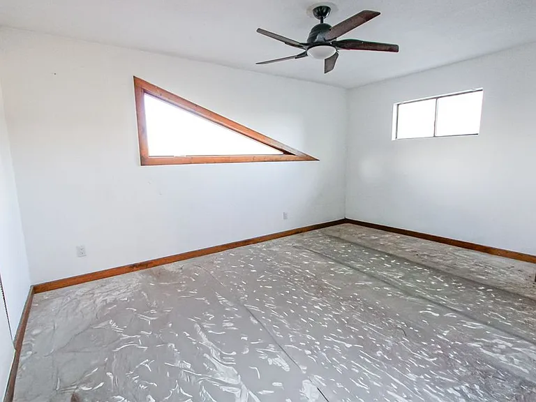 20351 Harvard Way — Photo 35