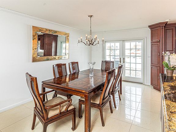 5th image of 26 Dexter Road