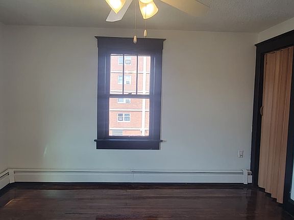 5th image of 14 Coal St #14