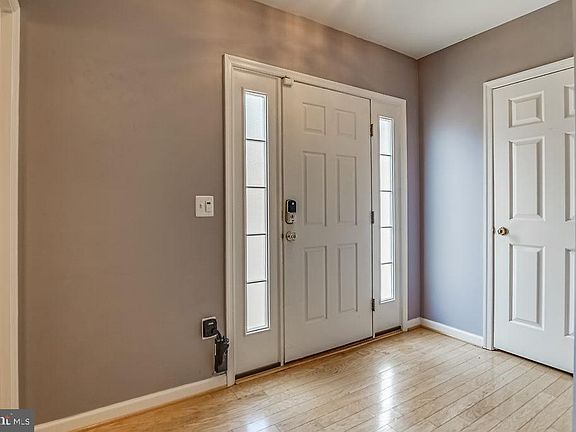 4th image of 3629 Madison Ln