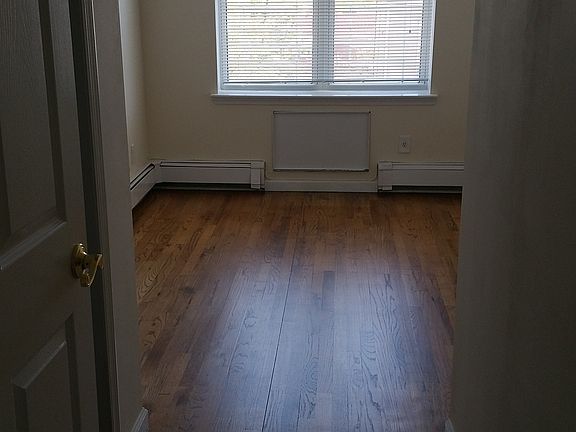 3rd image of 1931 77th St
