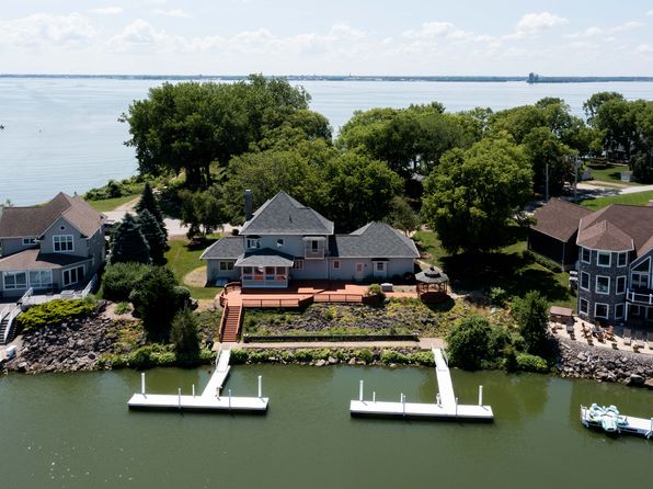 4591 S Memorial Shoreway Dr