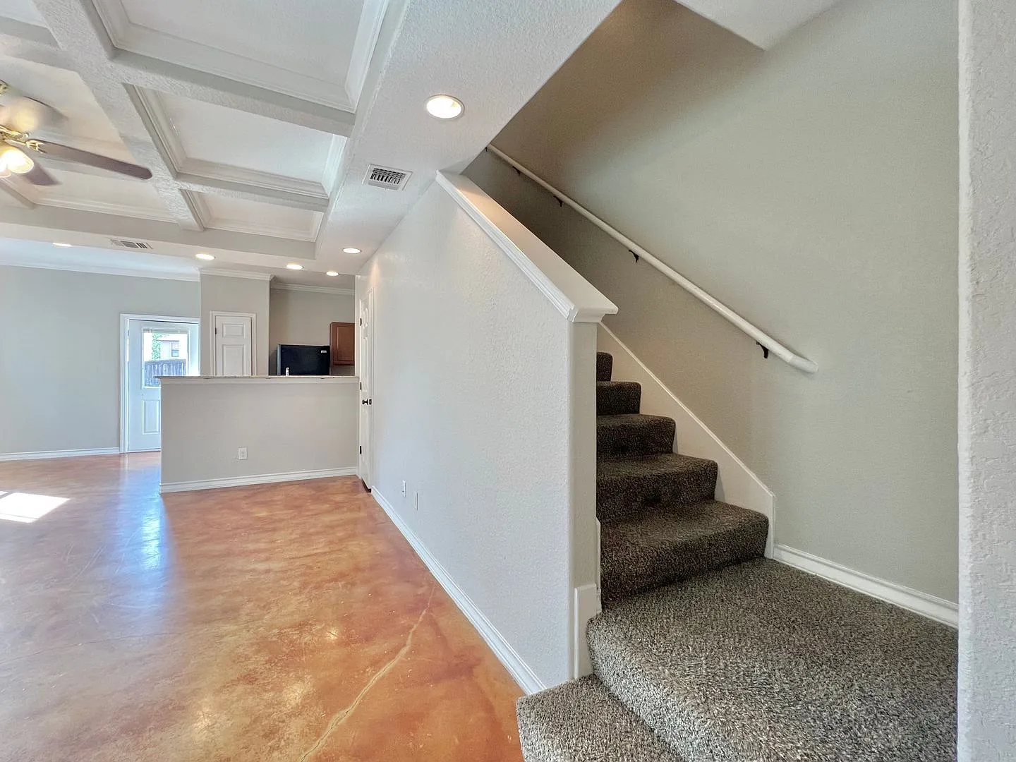5109 Flipper Dr — Photo 3