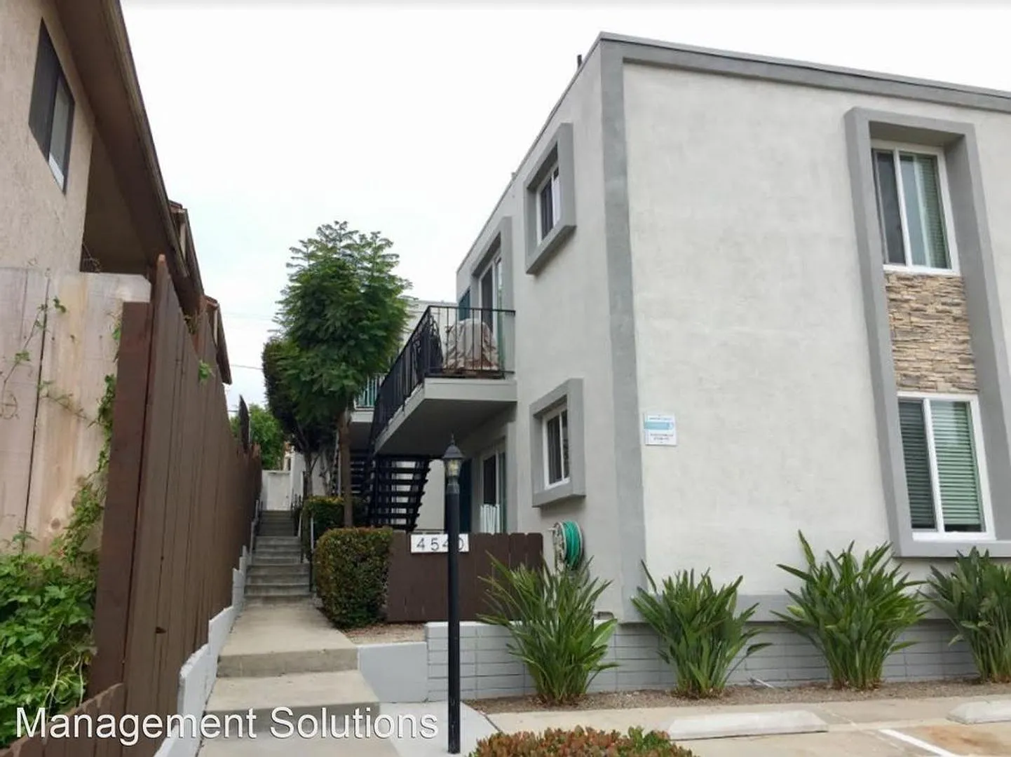 *4540 Florida — Photo 2