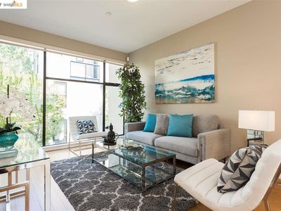 91 City Limits Cir, Oakland, CA, 94608