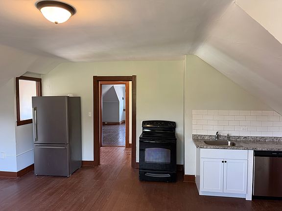 5th image of 1845 Duck Creek Rd #3