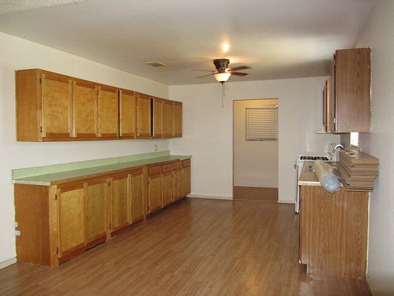 5th image of 1003 S County Road 1128