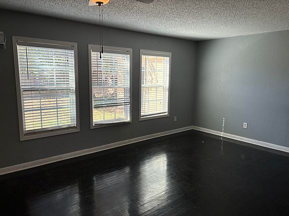4th image of 3503 25th St