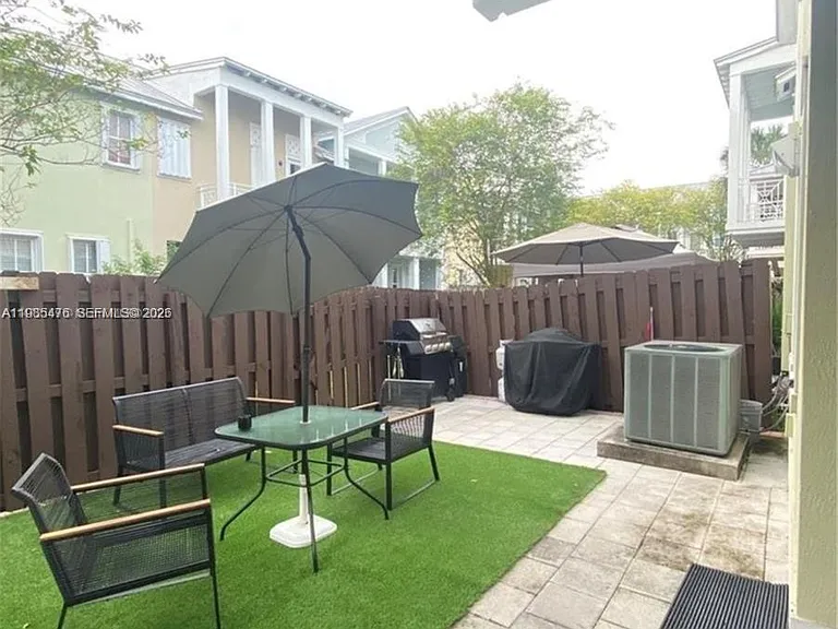 7414 NW 107th Ct — Photo 28