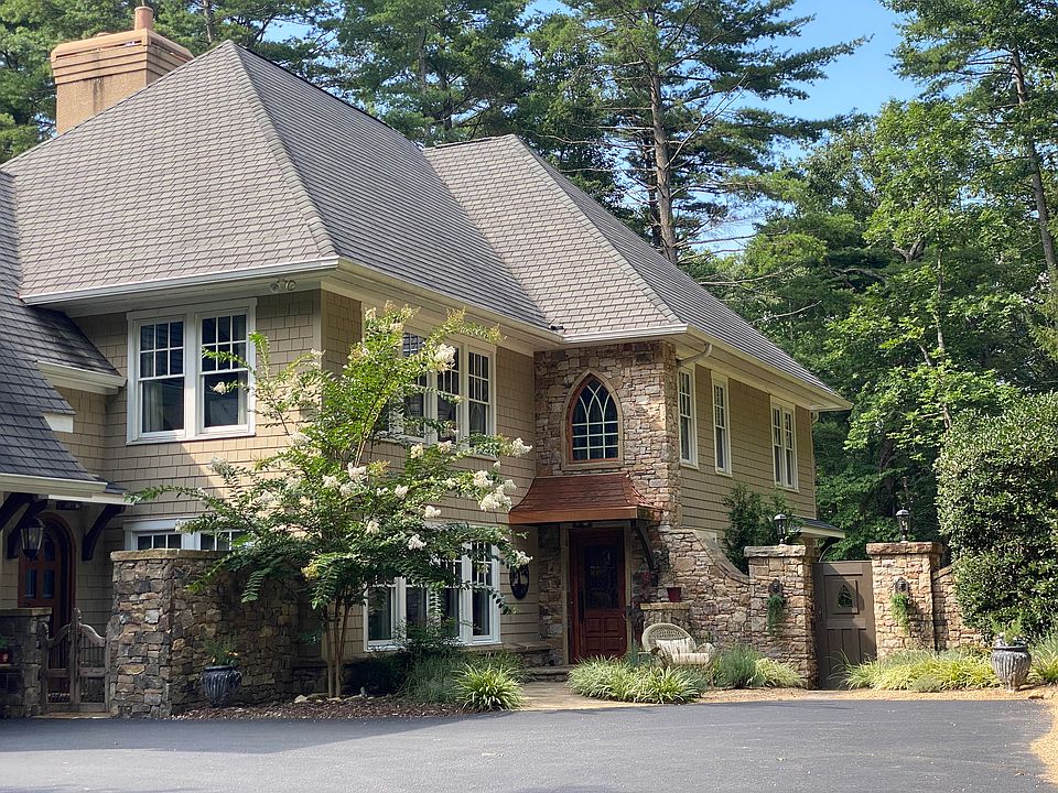 Charming and inviting front entrance