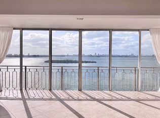 11111 Biscayne Blvd #1901, Miami, FL 33181