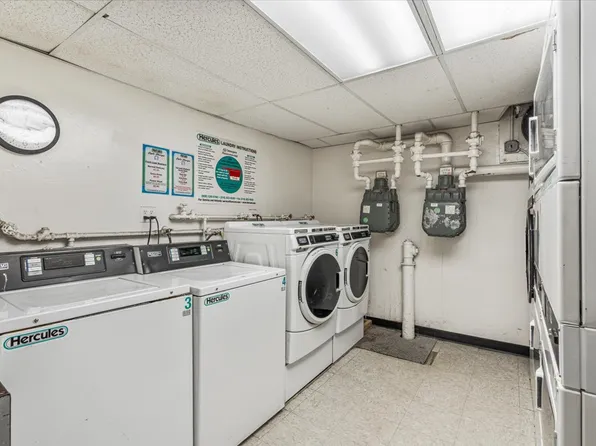 275 Webster Avenue image 13 of 15