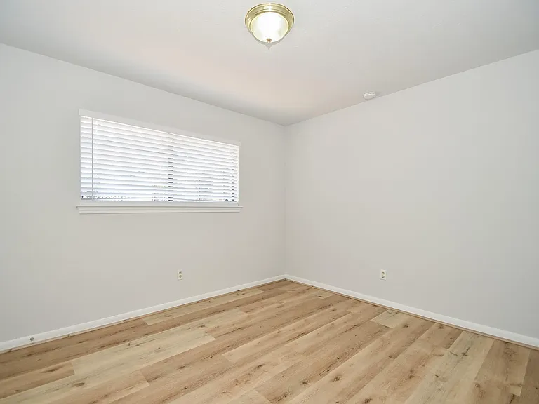 3107 Barnhill Ln — Photo 20