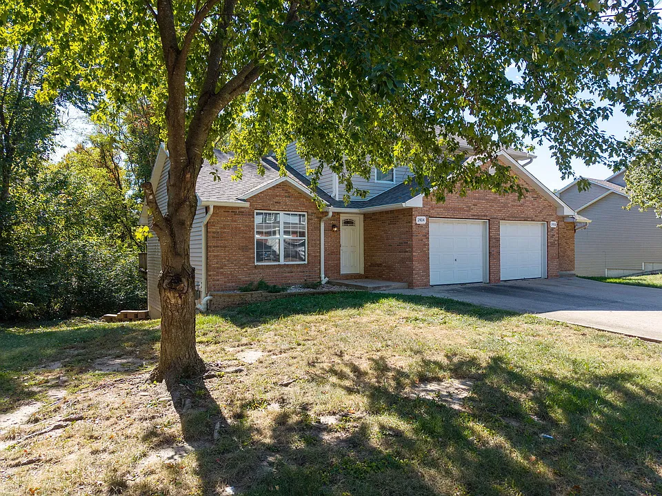 2404 Hollyhock Dr