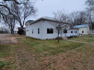 9460 Main St, Amherst Junction, WI 54407