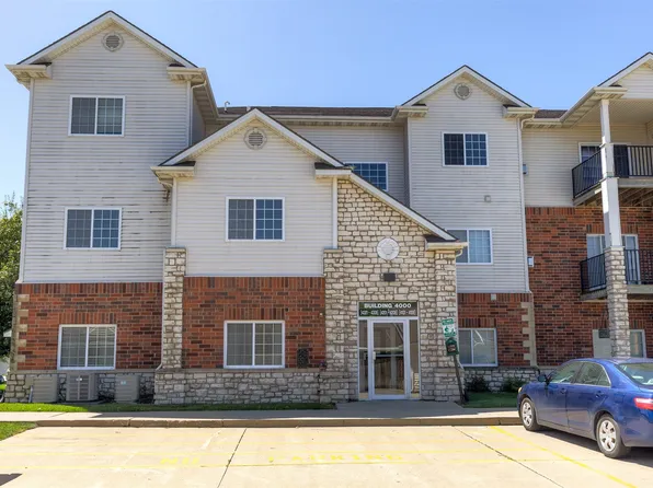 6255 Beechtree Dr Unit 4203, West Des Moines, IA 50266