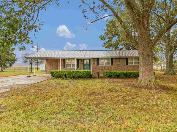 10 Magnolia St, Friendship, TN 38034