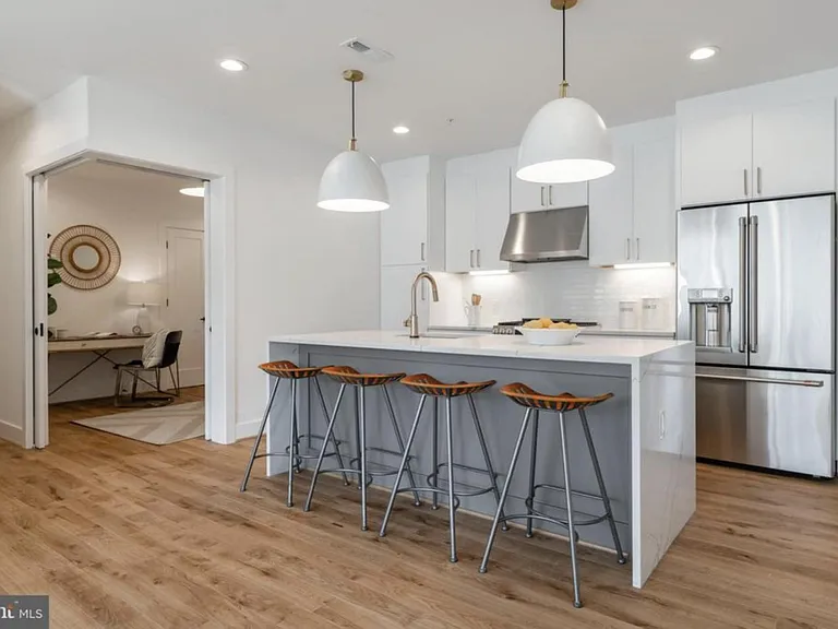1844 3rd St NW #203 — Photo 25