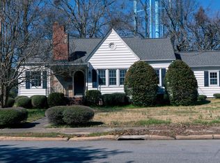 112 W Centennial St, Clinton, SC 29325