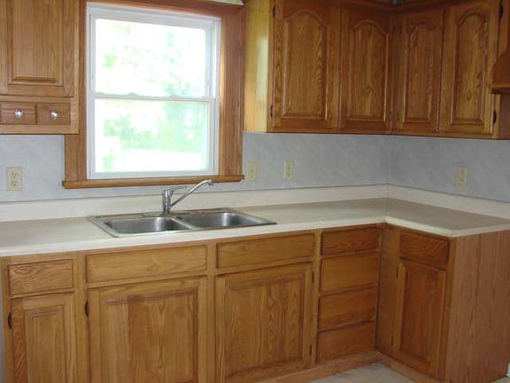 2nd image of 360 Carmel Ave #P