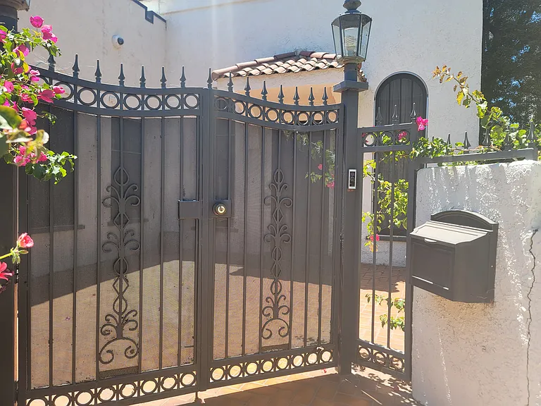 10736 Ashton Ave — Photo 21