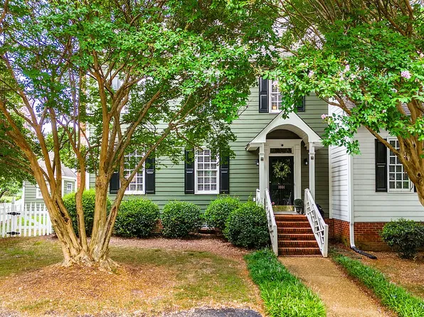 1801 Carrington Dr, Raleigh, NC 27615