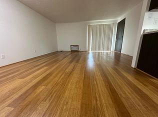 885 NE Sunset St APT 18, Roseburg, OR 97470