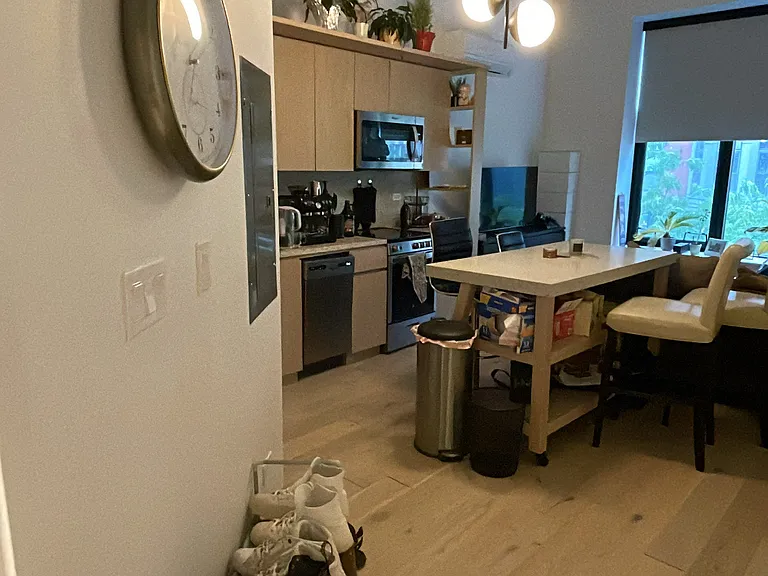 1961 N Milwaukee Ave #204 — Photo 6