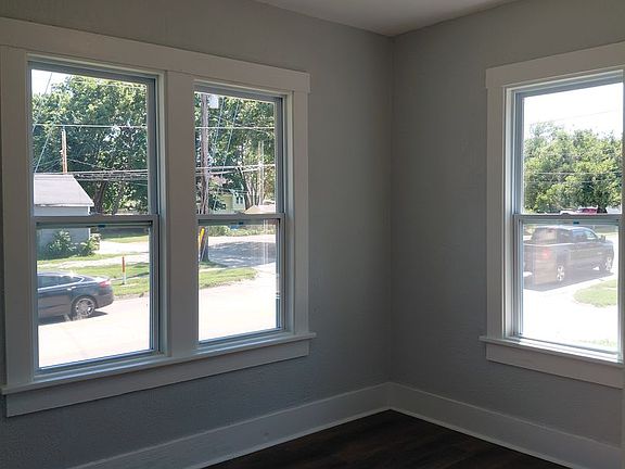 2nd image of 1008 SW 17th St