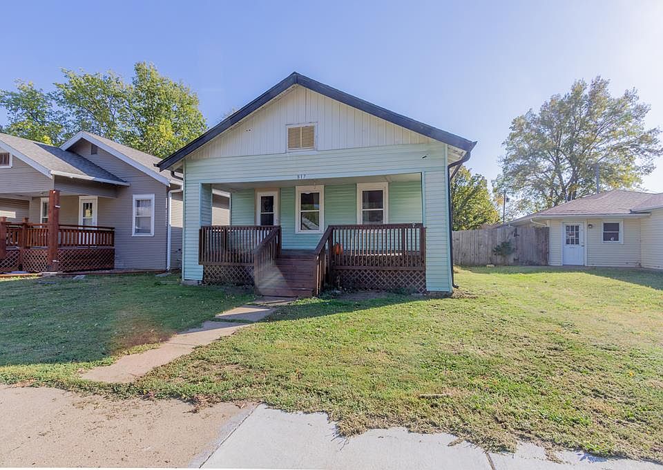 1st image of 817 Cedar St