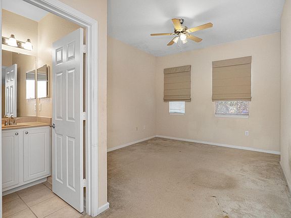 5th image of 10075 N GATE Parkway #1813