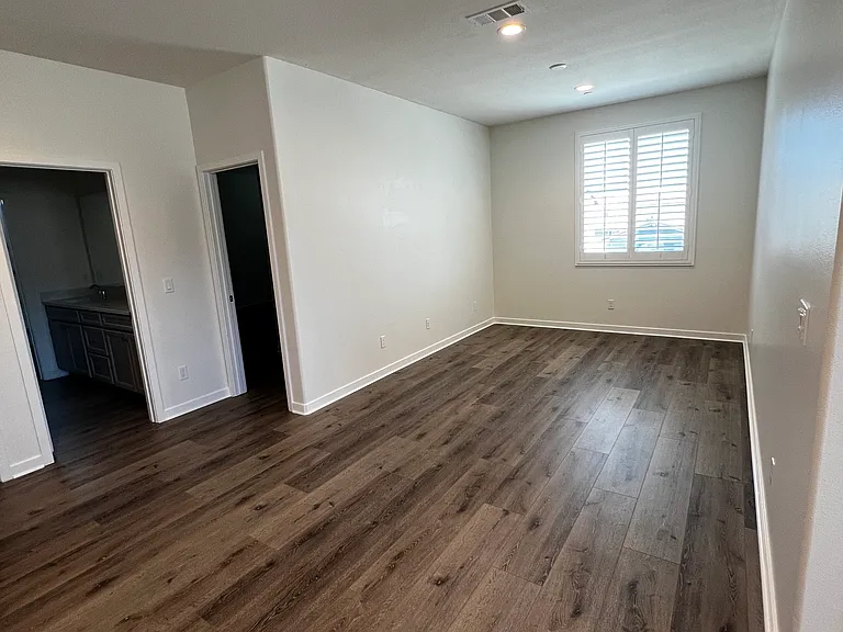 29129 Carrotwood — Photo 25